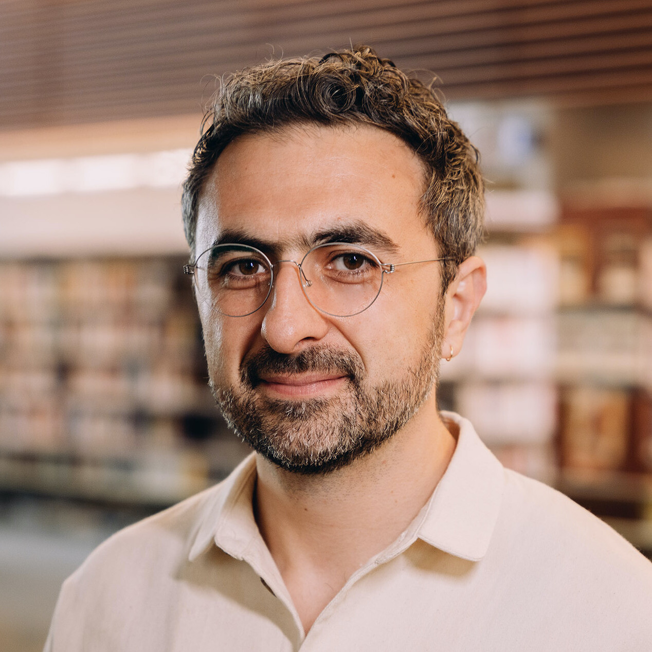 Мустафа Сулейман - Vivat