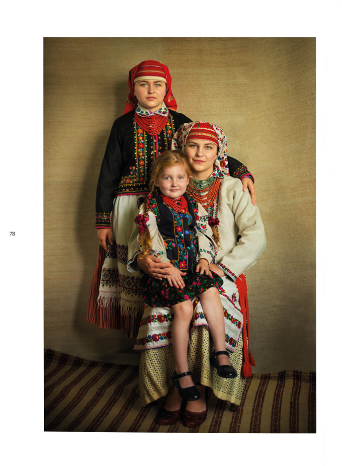 Ukrainian Folk Fashion - Vivat