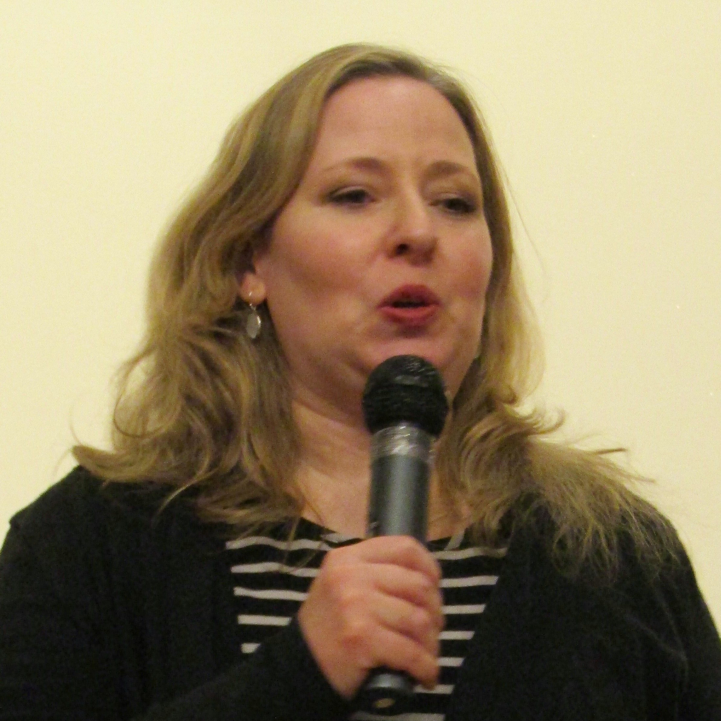 Еллі Картер - Vivat