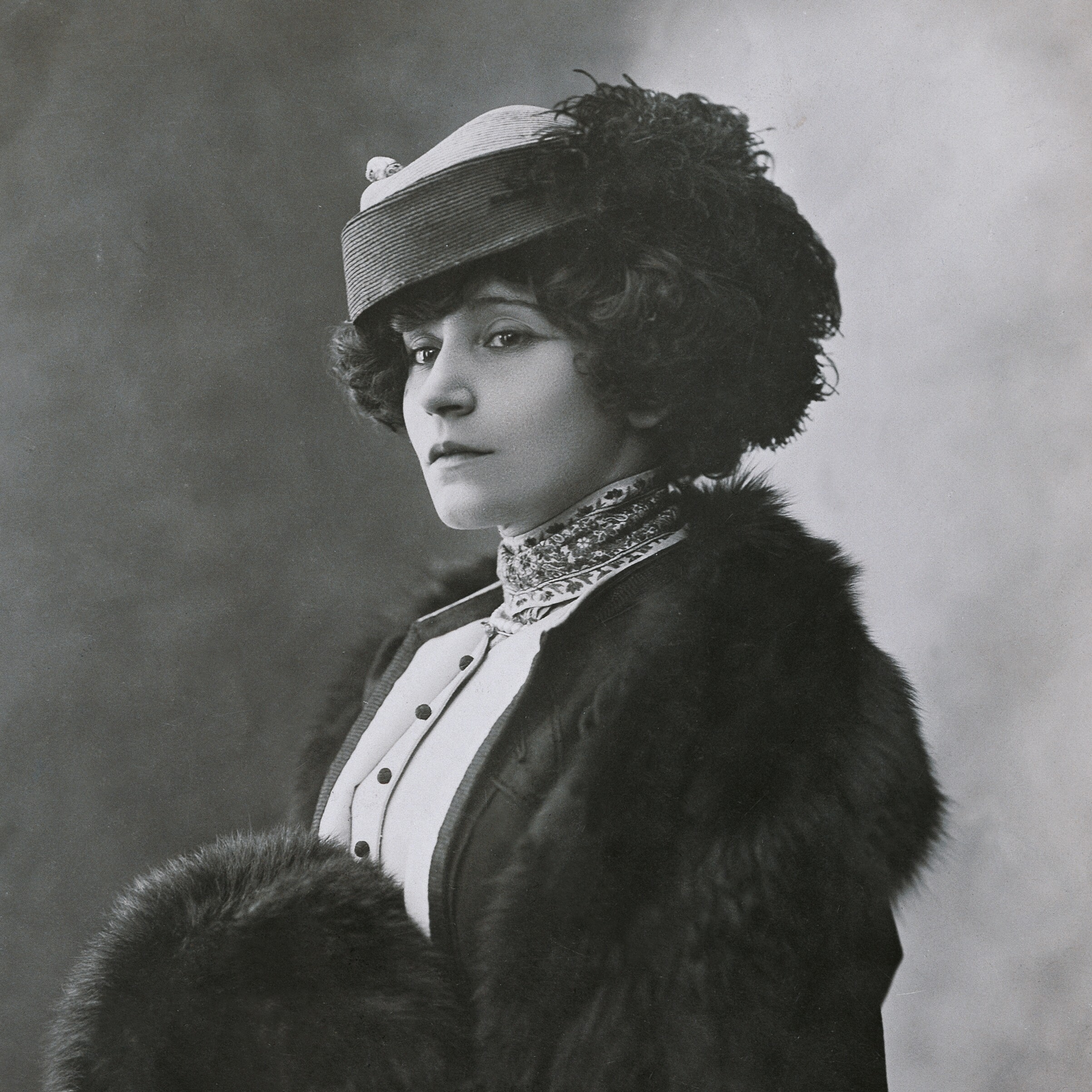 Сідоні Ґабріель Колетт - Vivat