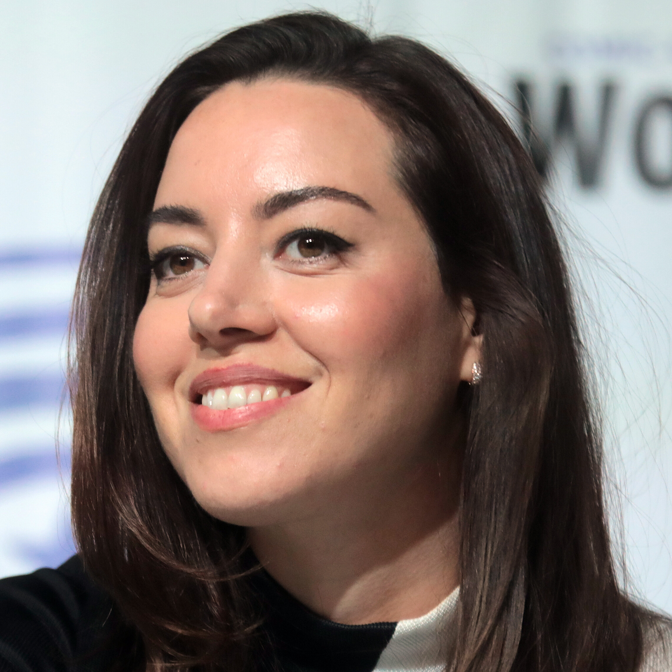 Обрі Плаза - Vivat